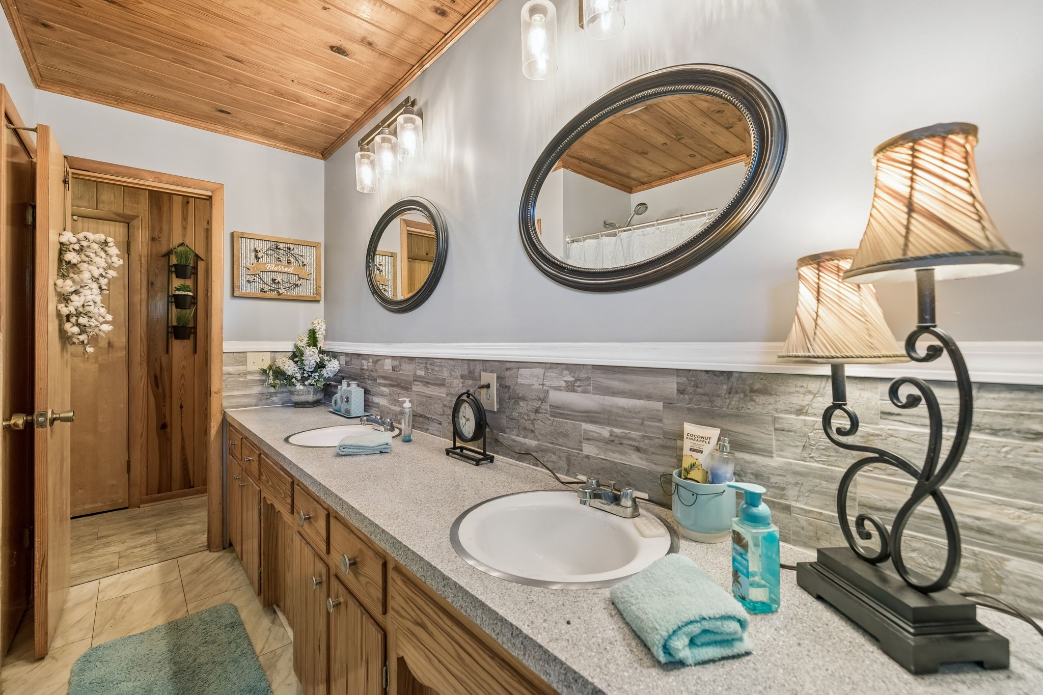 8997 Holmes Creek Road Smithville TN 37166