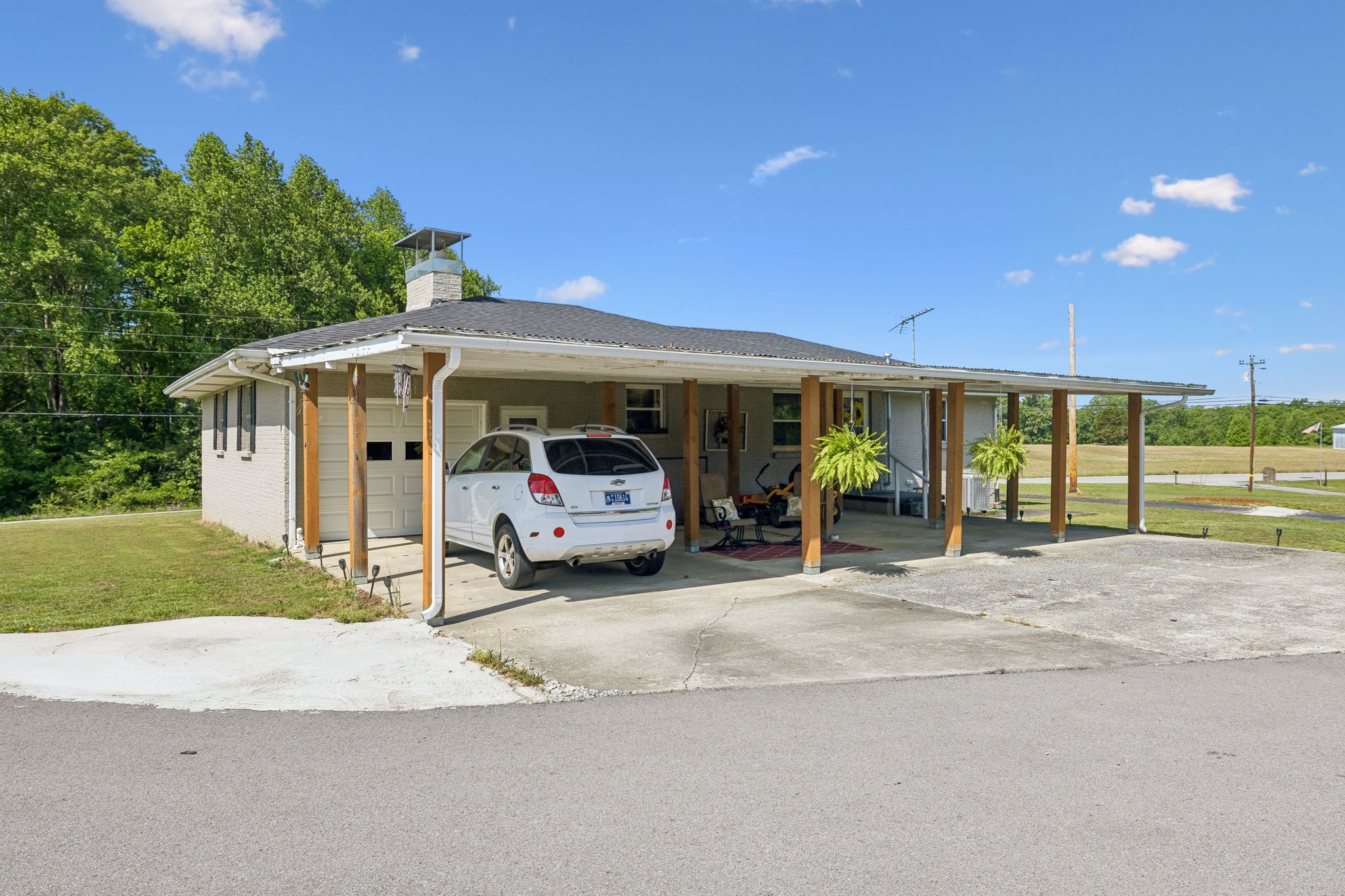 8997 Holmes Creek Road Smithville TN 37166