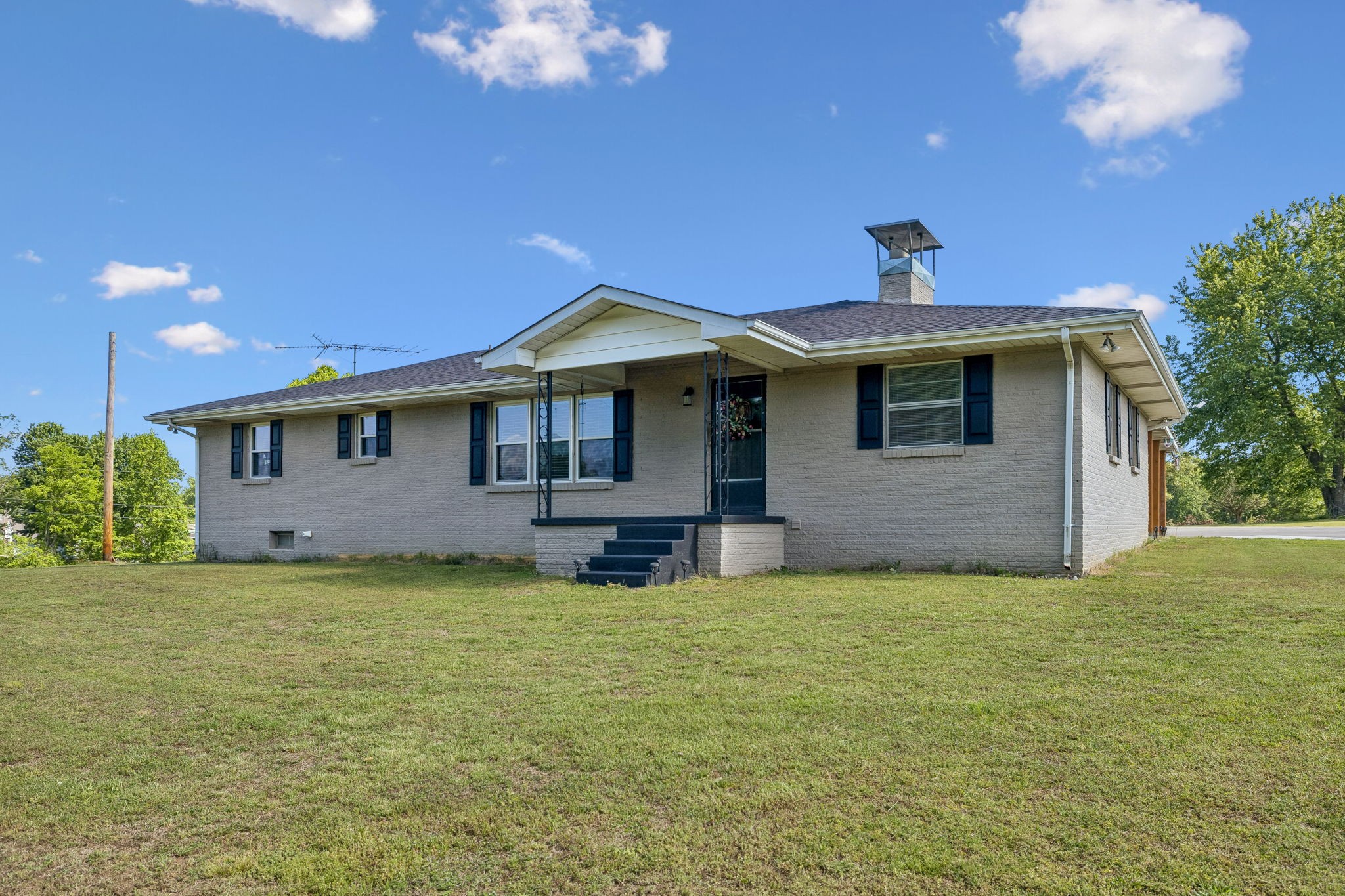8997 Holmes Creek Road Smithville TN 37166