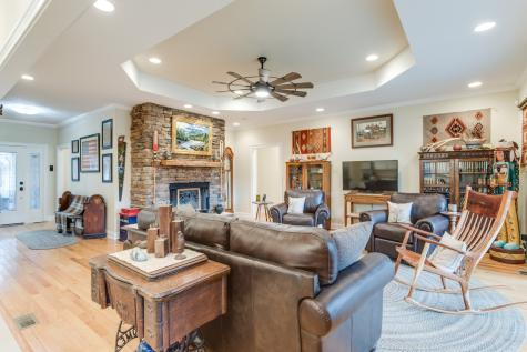 374 Eagle Lake Road Coalmont TN 37313