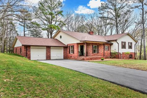 115 Mostly Locust Drive Buchanan TN 38222