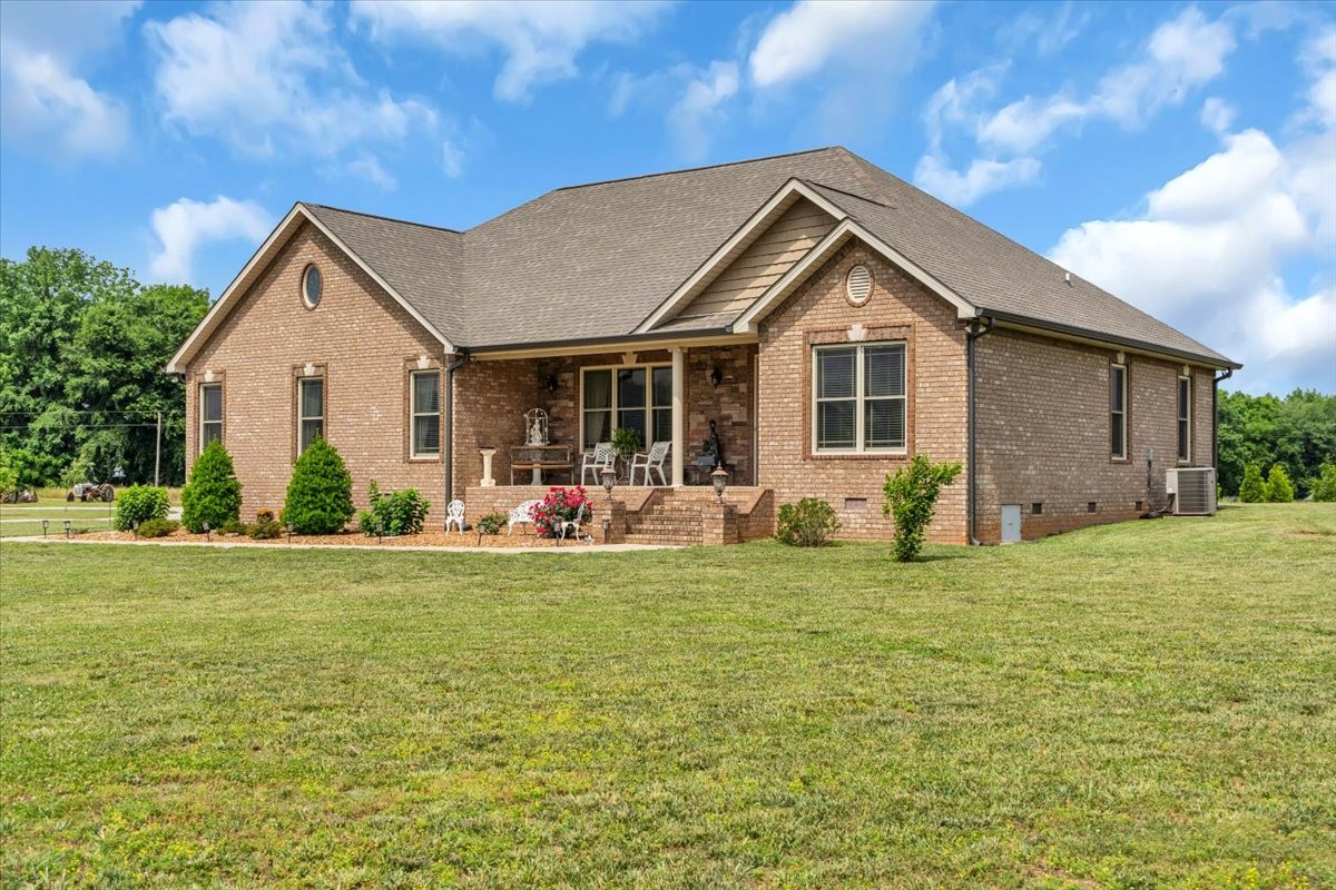 801 Oak Grove Road Decherd TN 37324