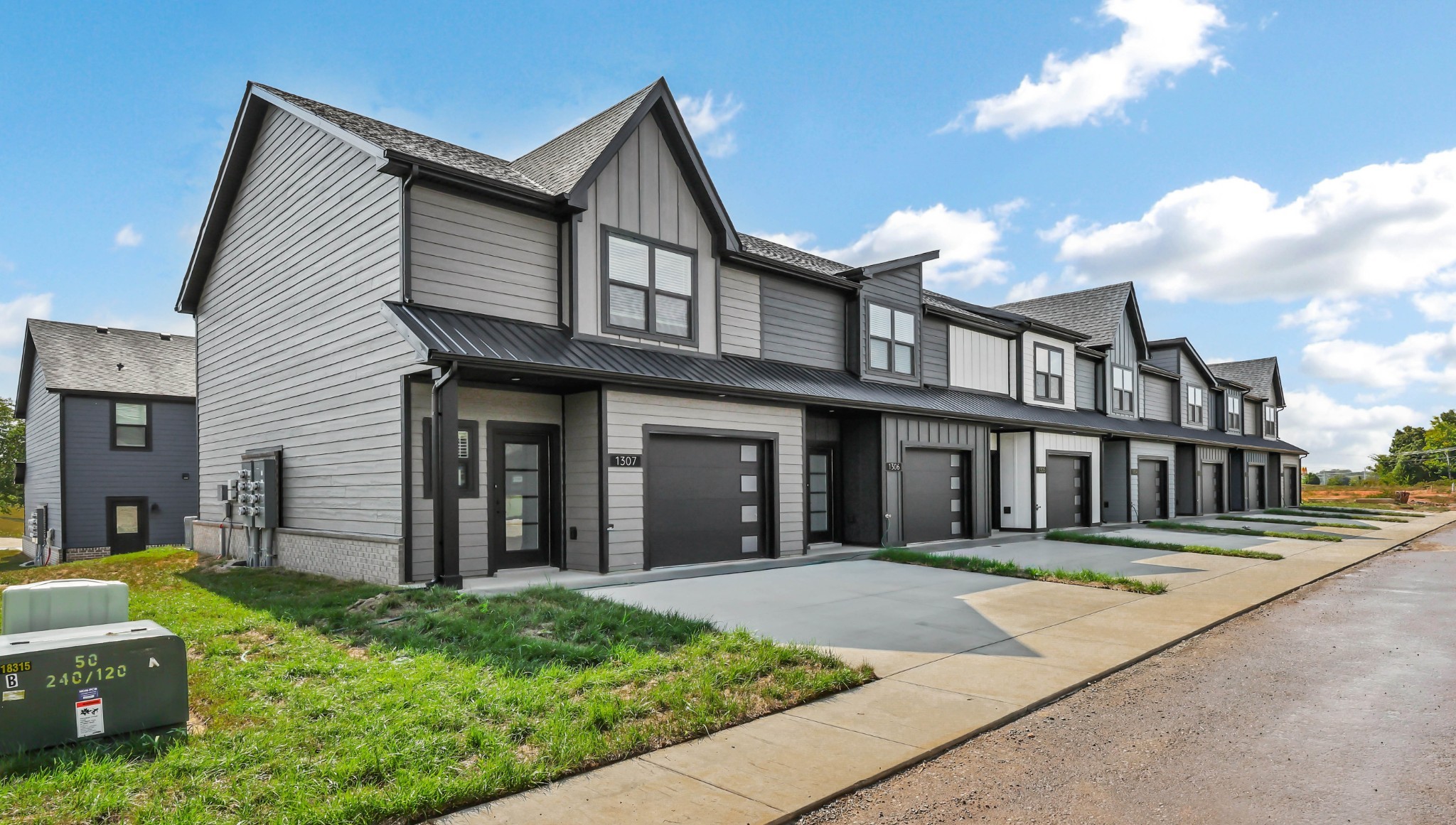 1307 Jonathan Wade Circle Clarksville TN 37043