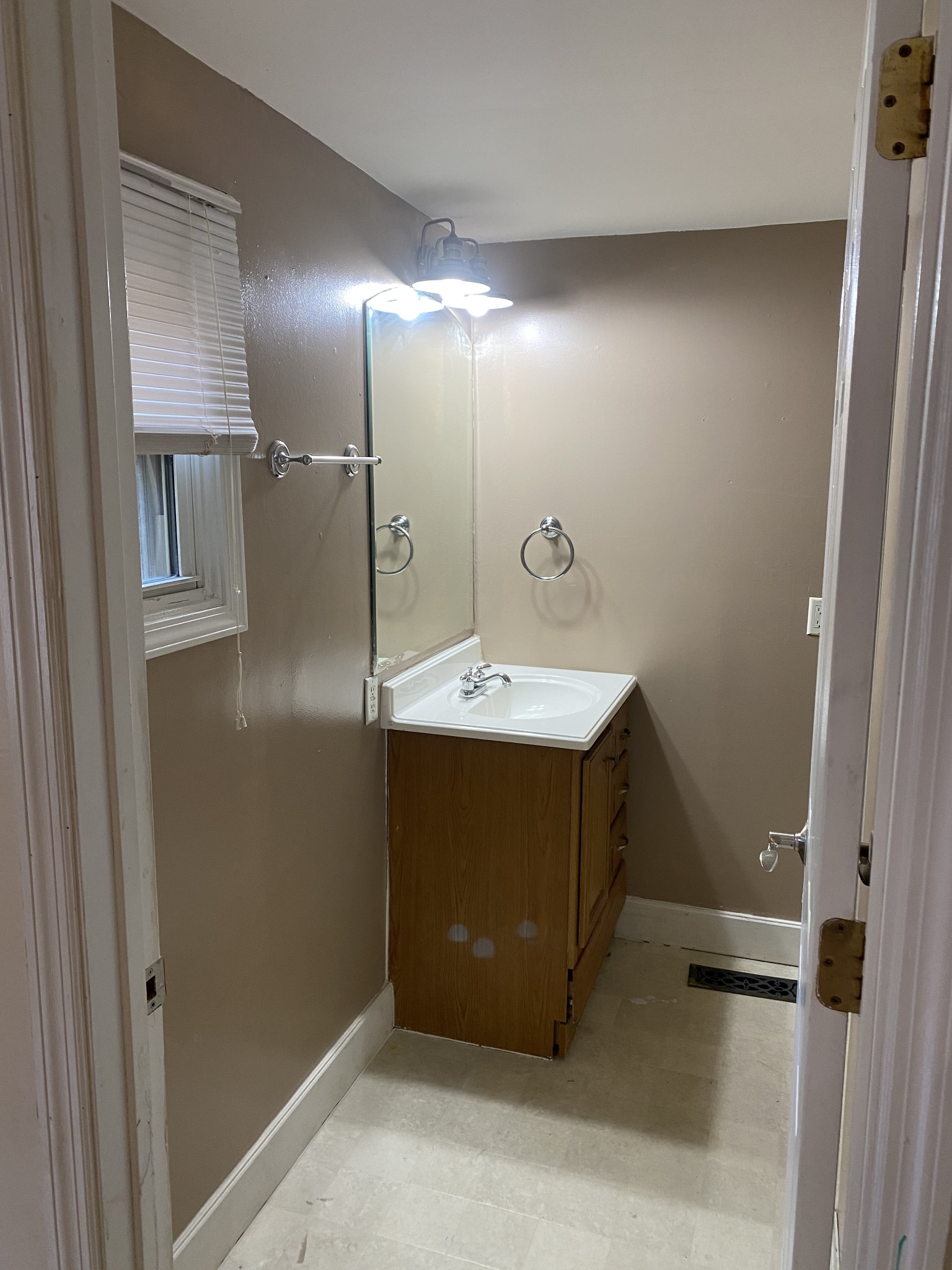 652 Trimble Avenue Gallatin TN 37066
