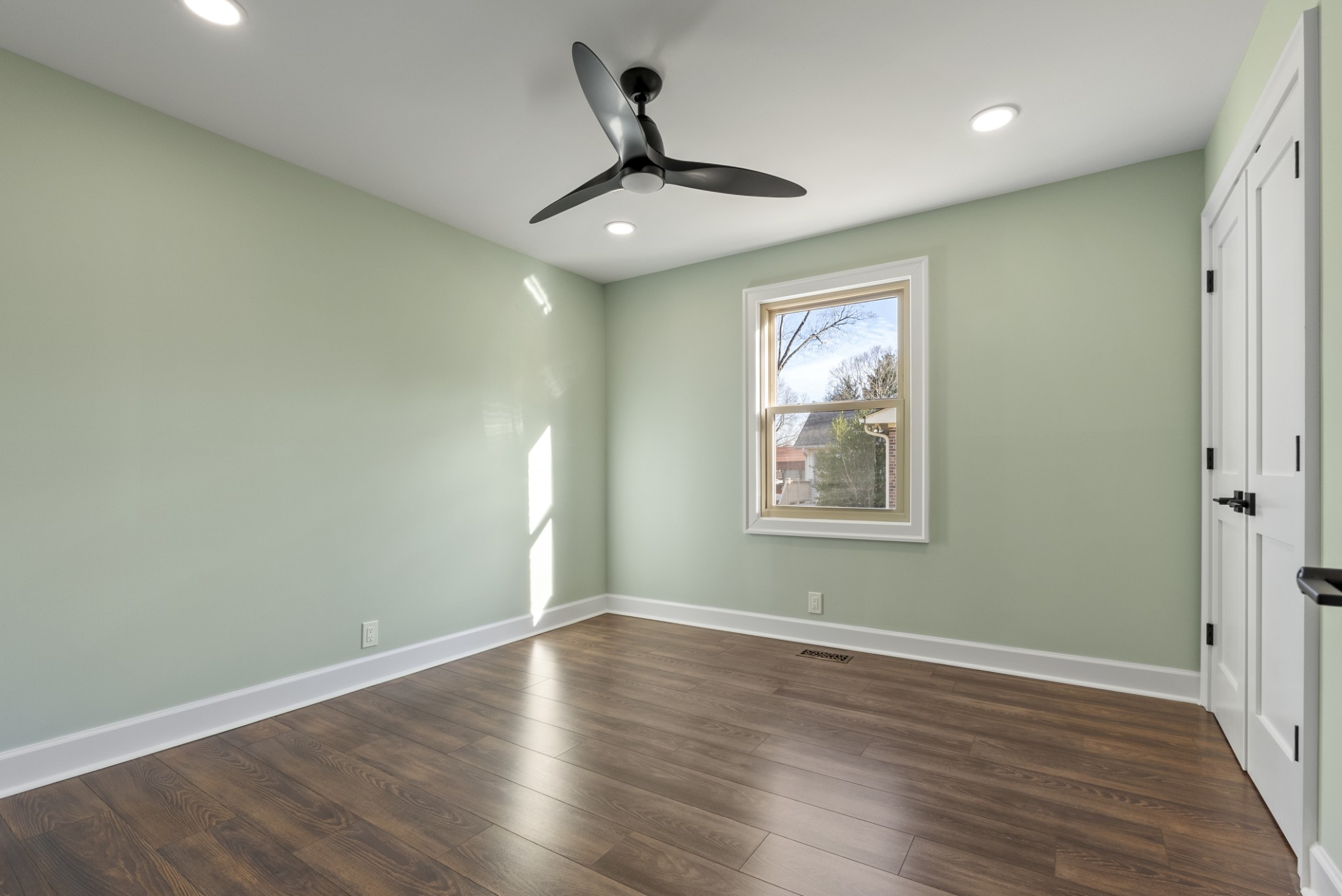 2242 Surrey Drive Murfreesboro TN 37129