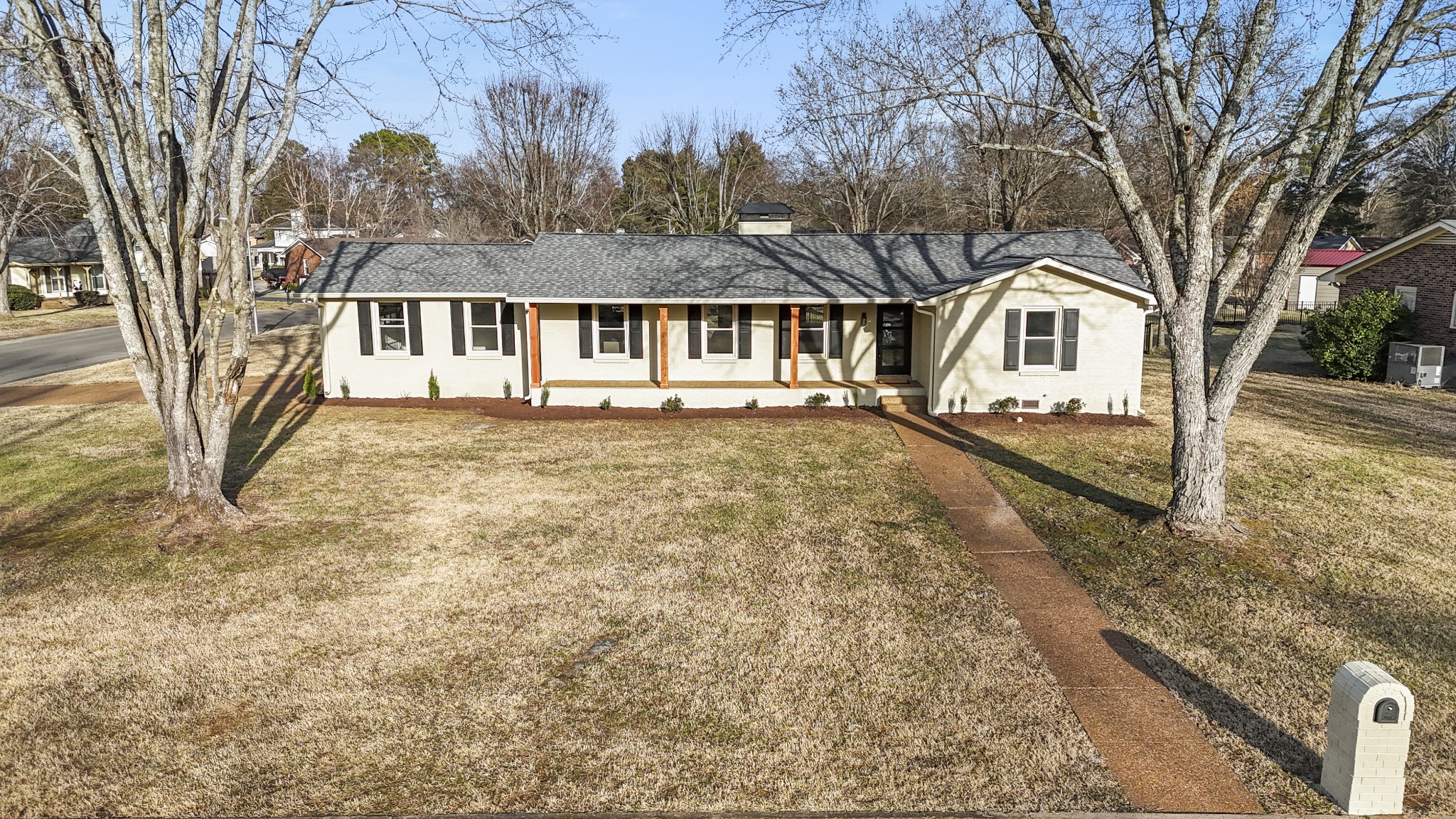 2242 Surrey Drive Murfreesboro TN 37129