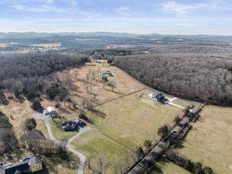 3755 Holmes Gap Road Watertown TN 37184