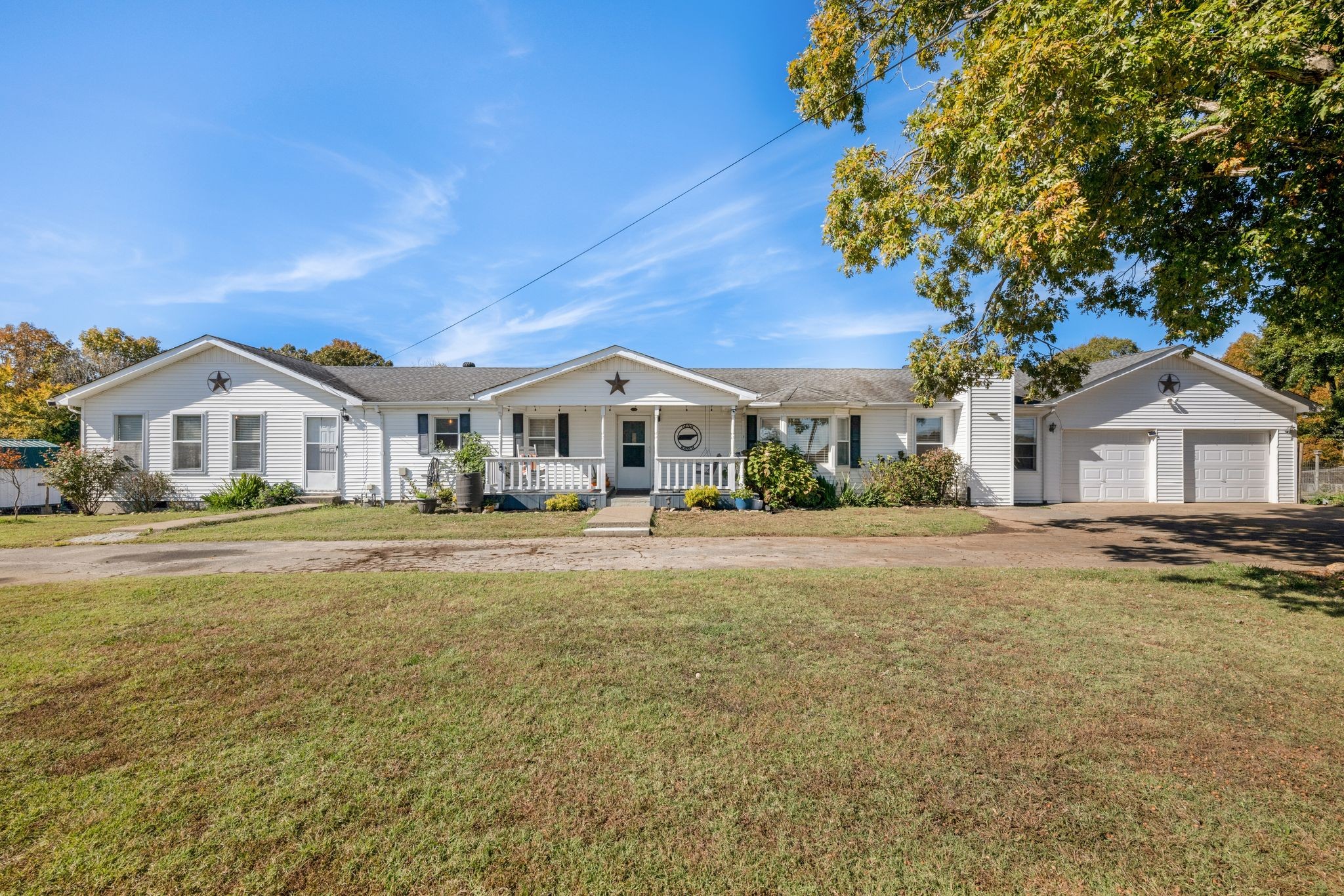 1971 Ridge Road Mc Ewen TN 37101