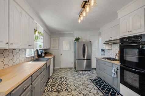 1971 Ridge Road Mc Ewen TN 37101