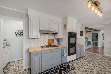 1971 Ridge Road Mc Ewen TN 37101