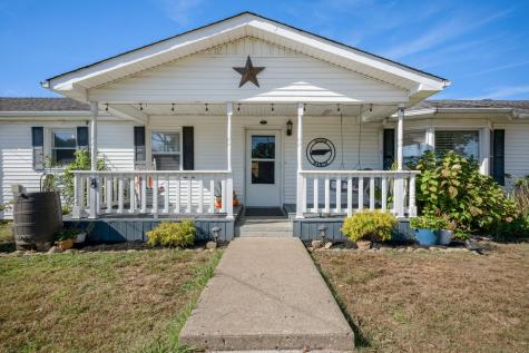 1971 Ridge Road Mc Ewen TN 37101