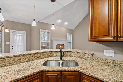 208 Markie Drive Clarksville TN 37043