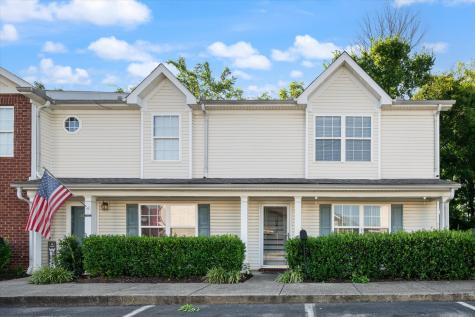 7013 Alon Babayan Arch, E La Vergne TN 37086