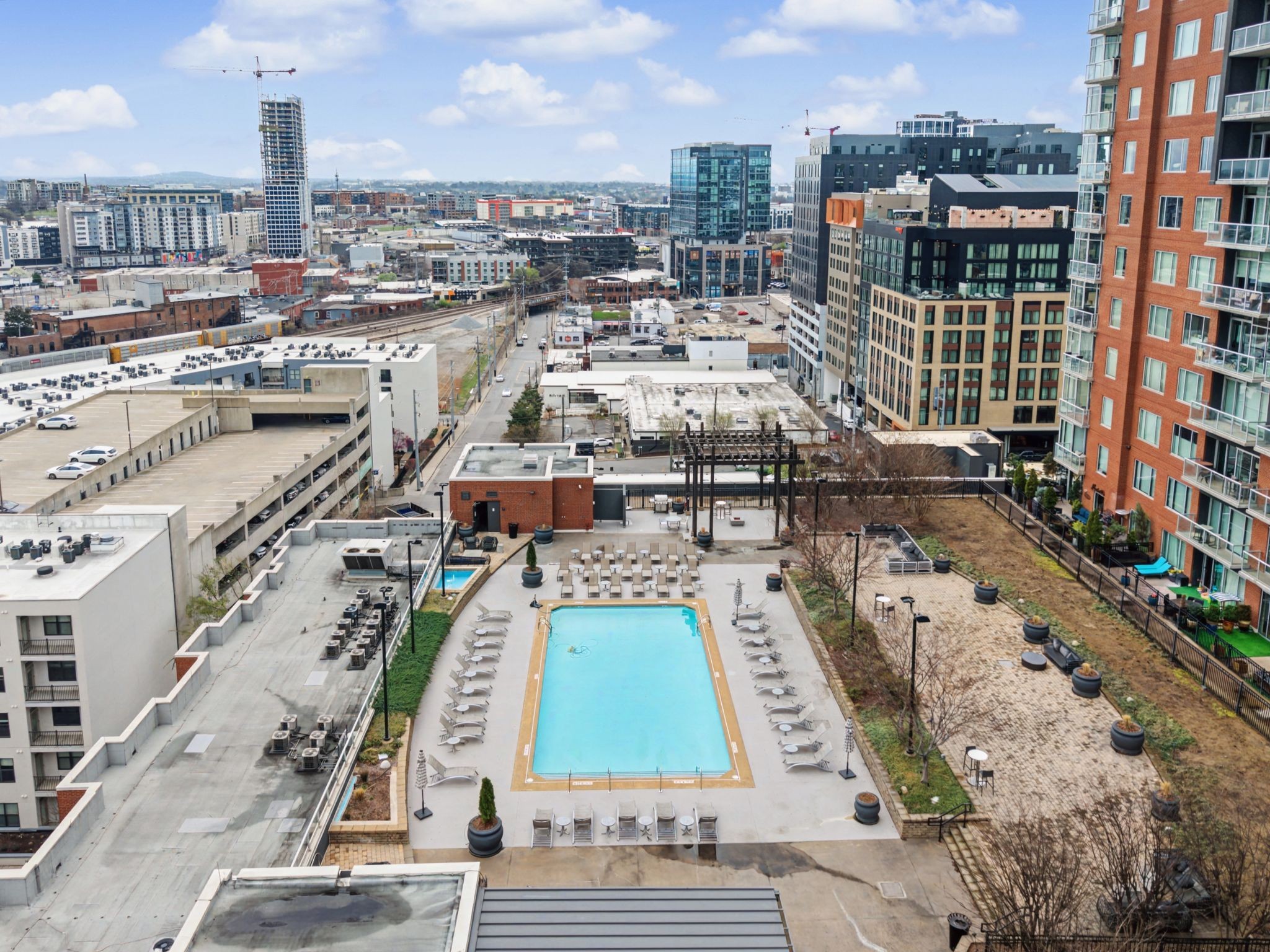 600 12th Ave, S Nashville TN 37203