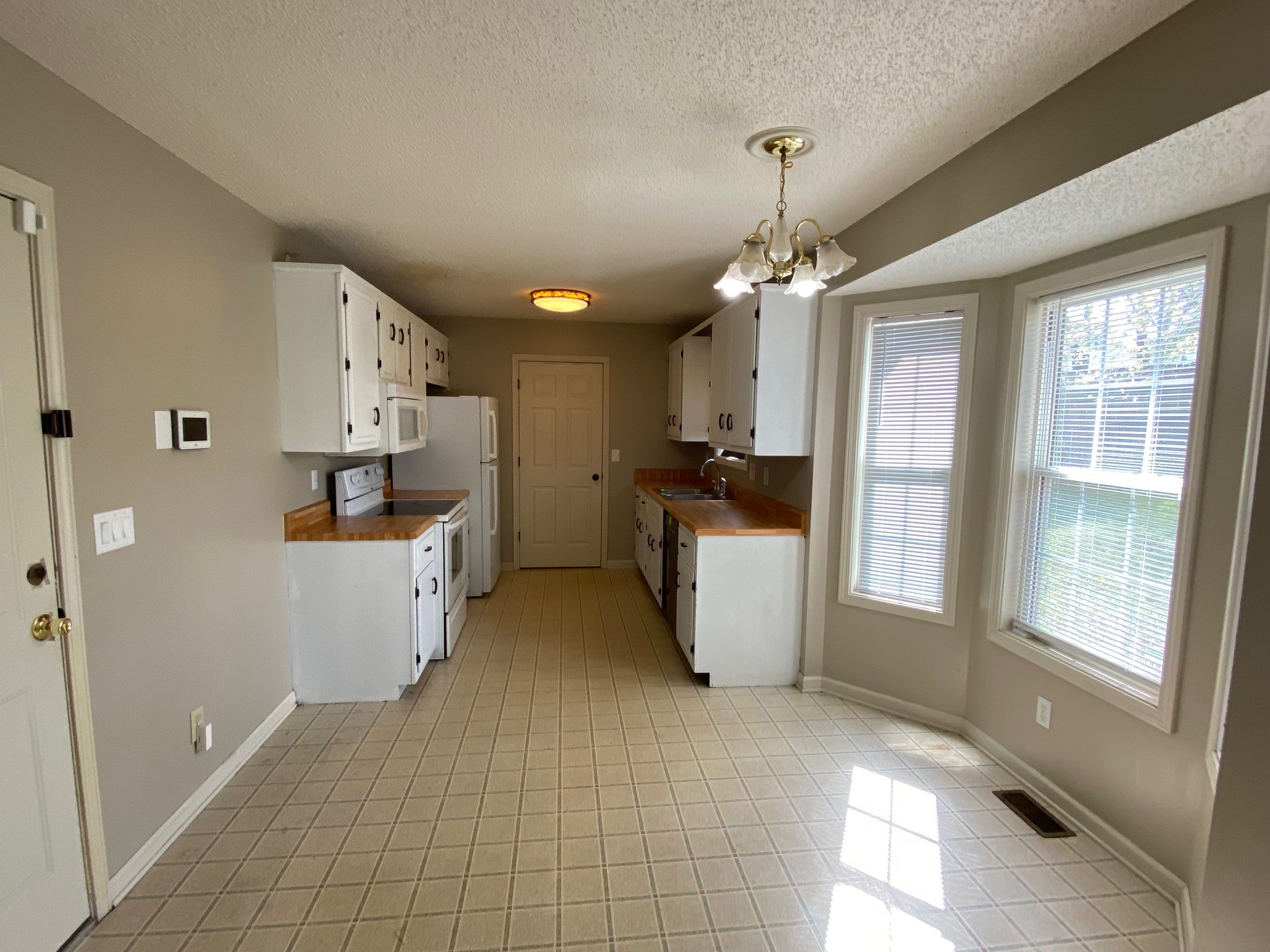 3250 N Senseney Circle Clarksville TN 37042