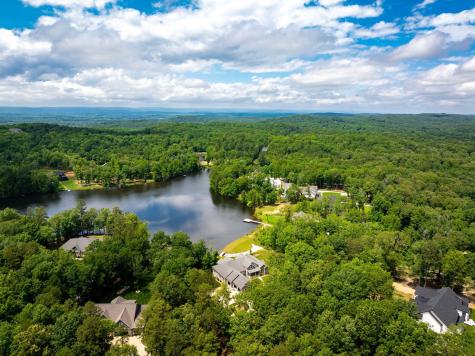 10690 Lost Lake Circle Ooltewah TN 37363