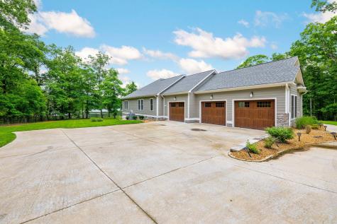 10690 Lost Lake Circle Ooltewah TN 37363