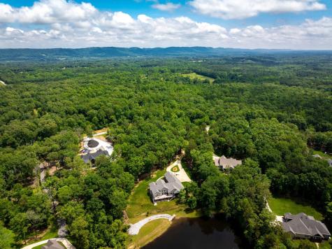 10690 Lost Lake Circle Ooltewah TN 37363