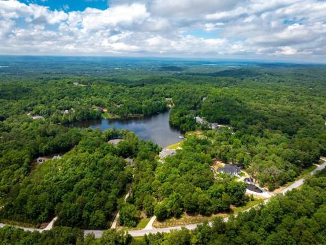 10690 Lost Lake Circle Ooltewah TN 37363
