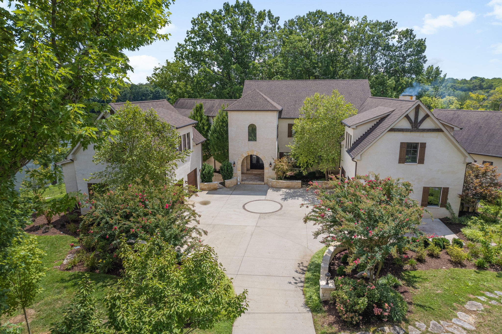 817 Burton Point Road Mount Juliet TN 37122