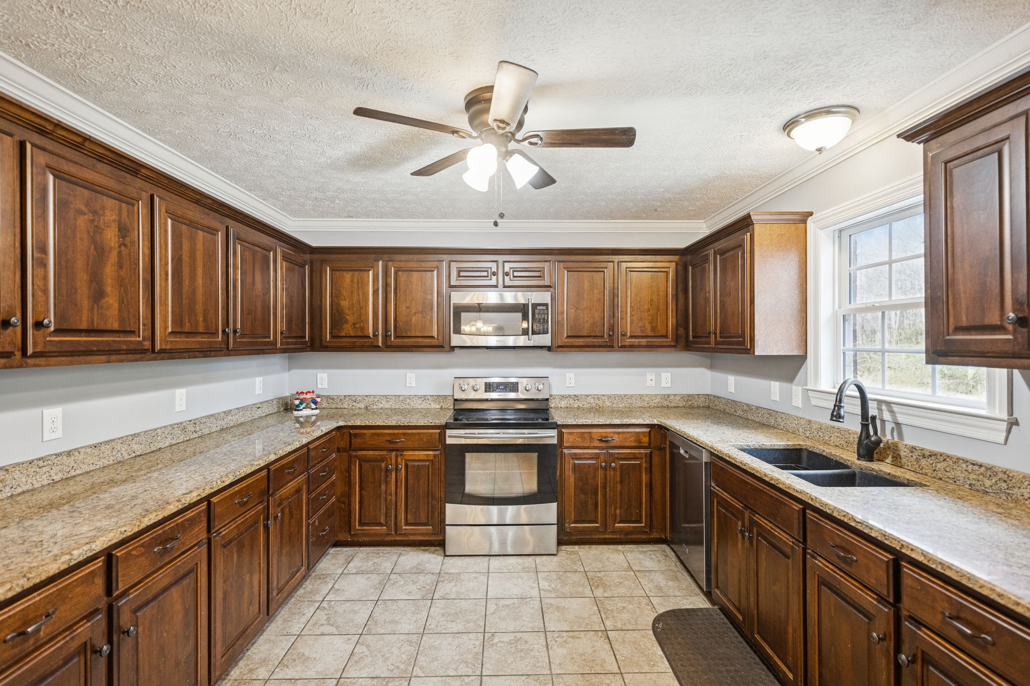 5453 Hillsboro Viola Road Manchester TN 37355