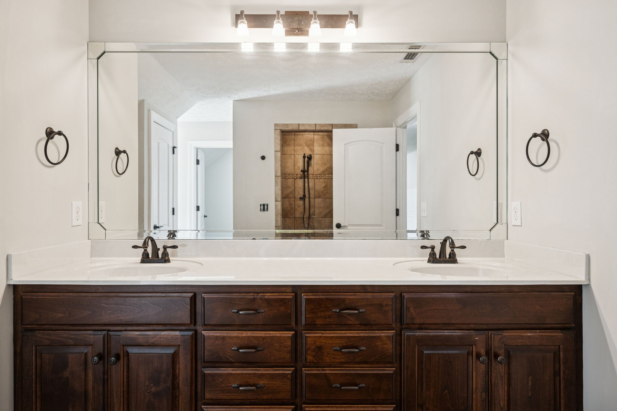 5453 Hillsboro Viola Road Manchester TN 37355