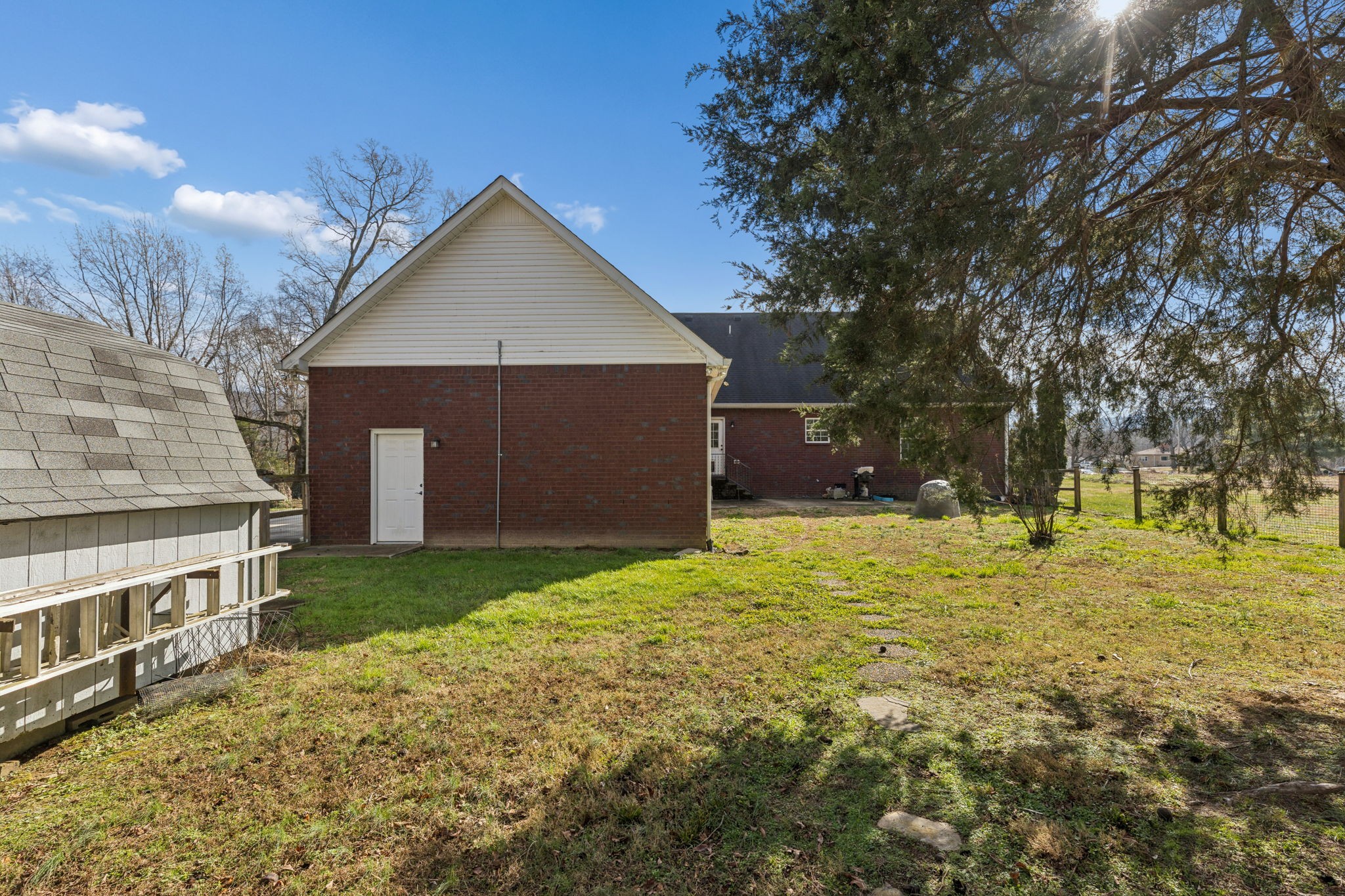 5453 Hillsboro Viola Road Manchester TN 37355