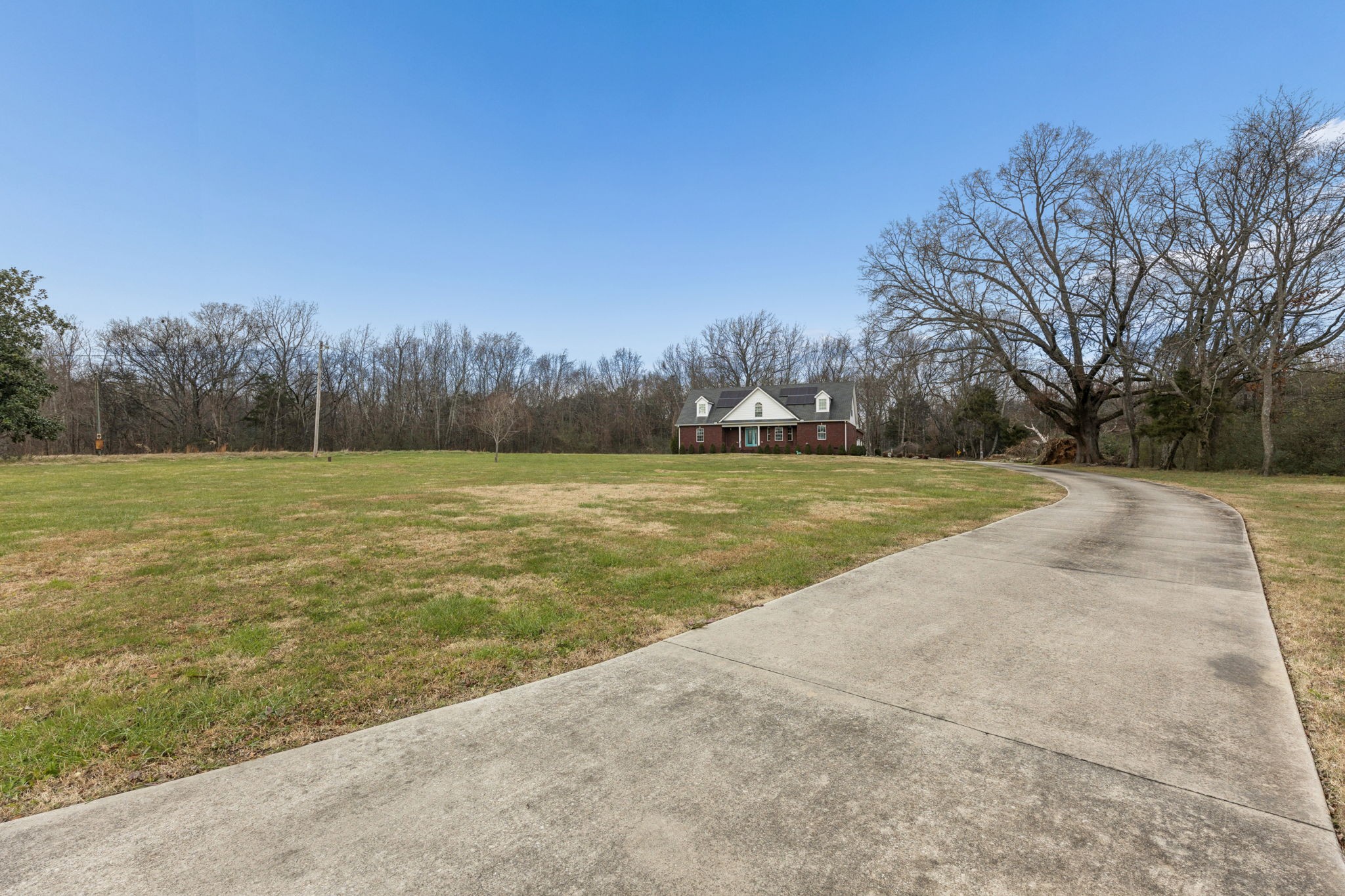 5453 Hillsboro Viola Road Manchester TN 37355