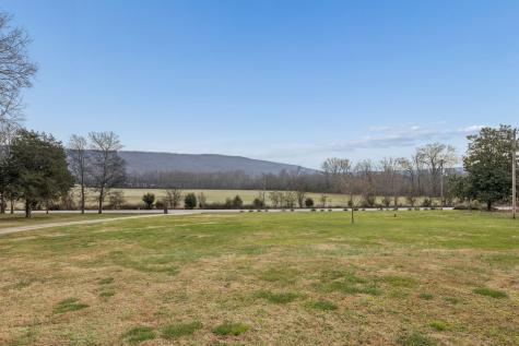 5453 Hillsboro Viola Road Manchester TN 37355