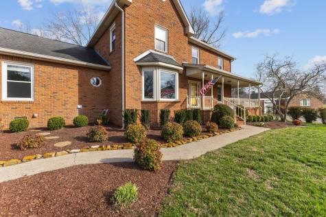 709 Harris Drive Gallatin TN 37066