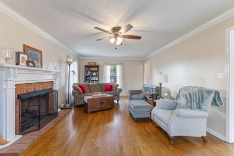 709 Harris Drive Gallatin TN 37066