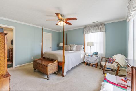 709 Harris Drive Gallatin TN 37066
