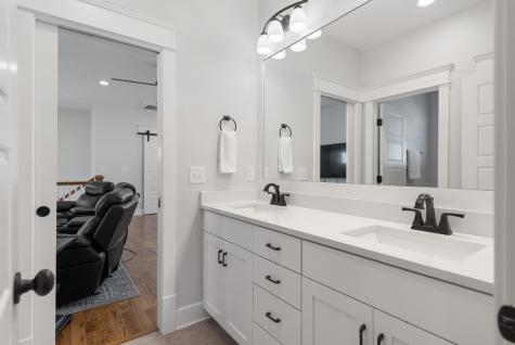 843 Clayton Avenue Nashville TN 37204