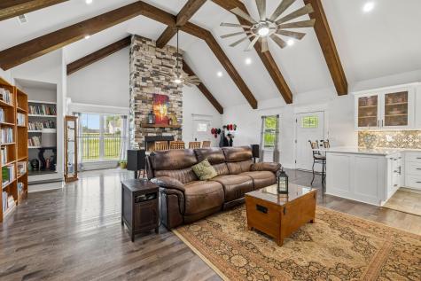 2104 Williamsport Pike Columbia TN 38401