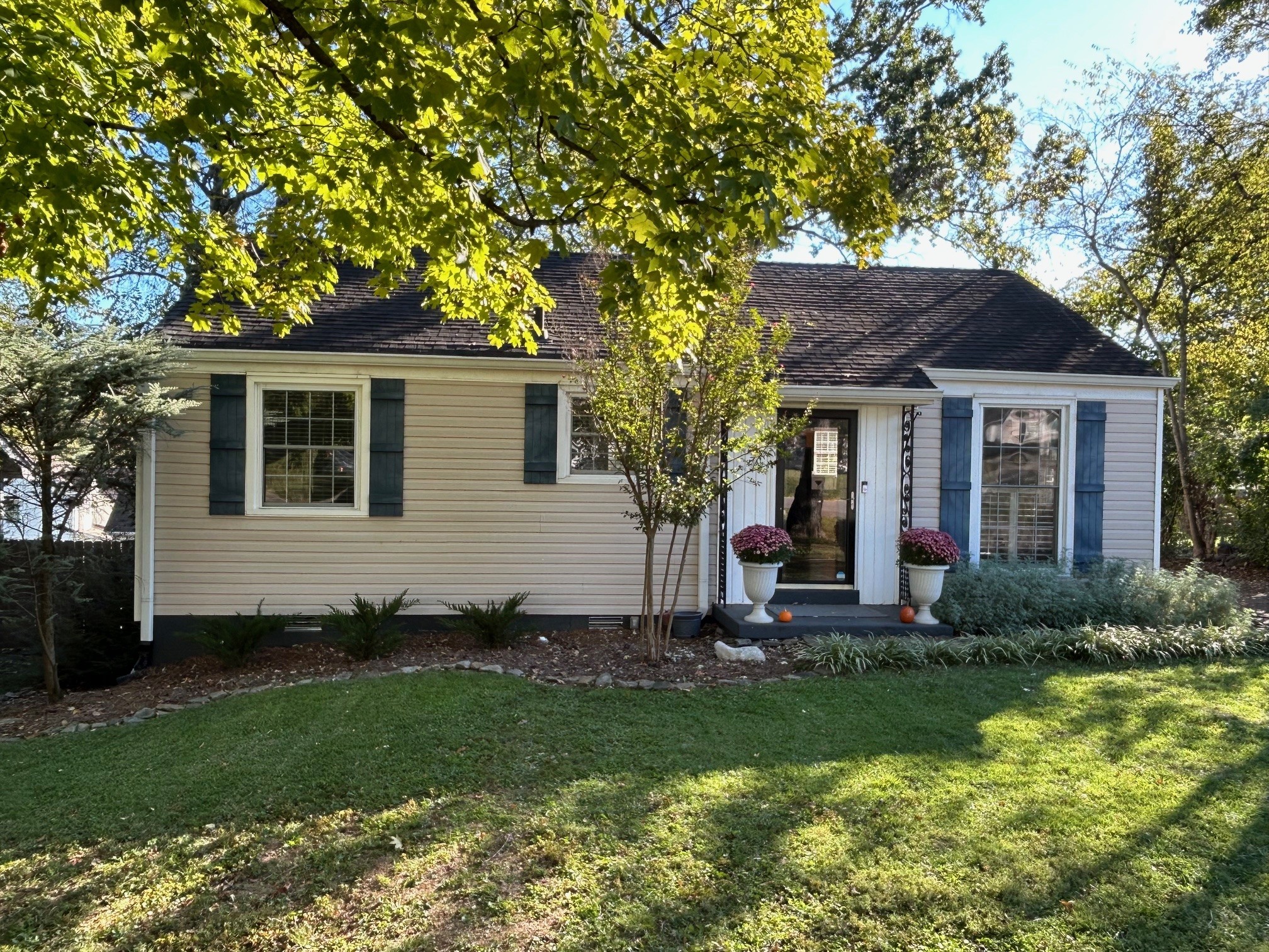5417 Knob Road Nashville TN 37209
