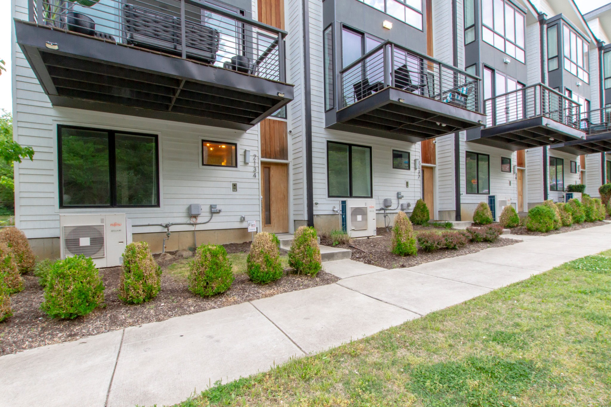 2134 9th Ave, N Nashville TN 37208