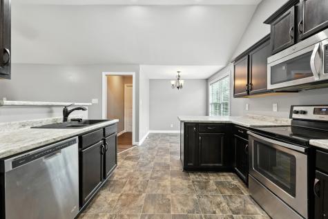 1823 Camelot Drive Clarksville TN 37040