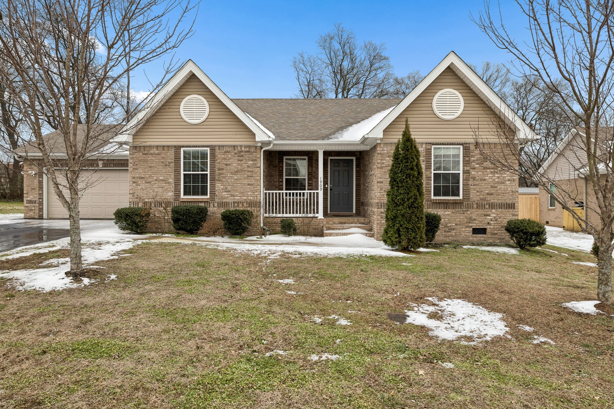 1909 Susan Road Columbia TN 38401