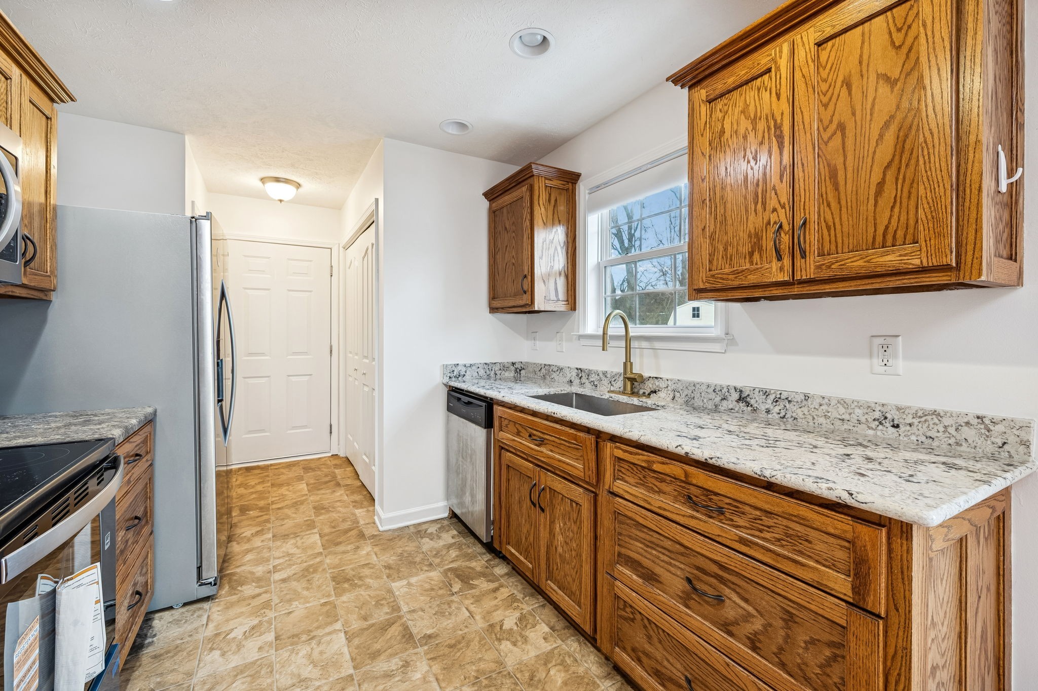 1909 Susan Road Columbia TN 38401