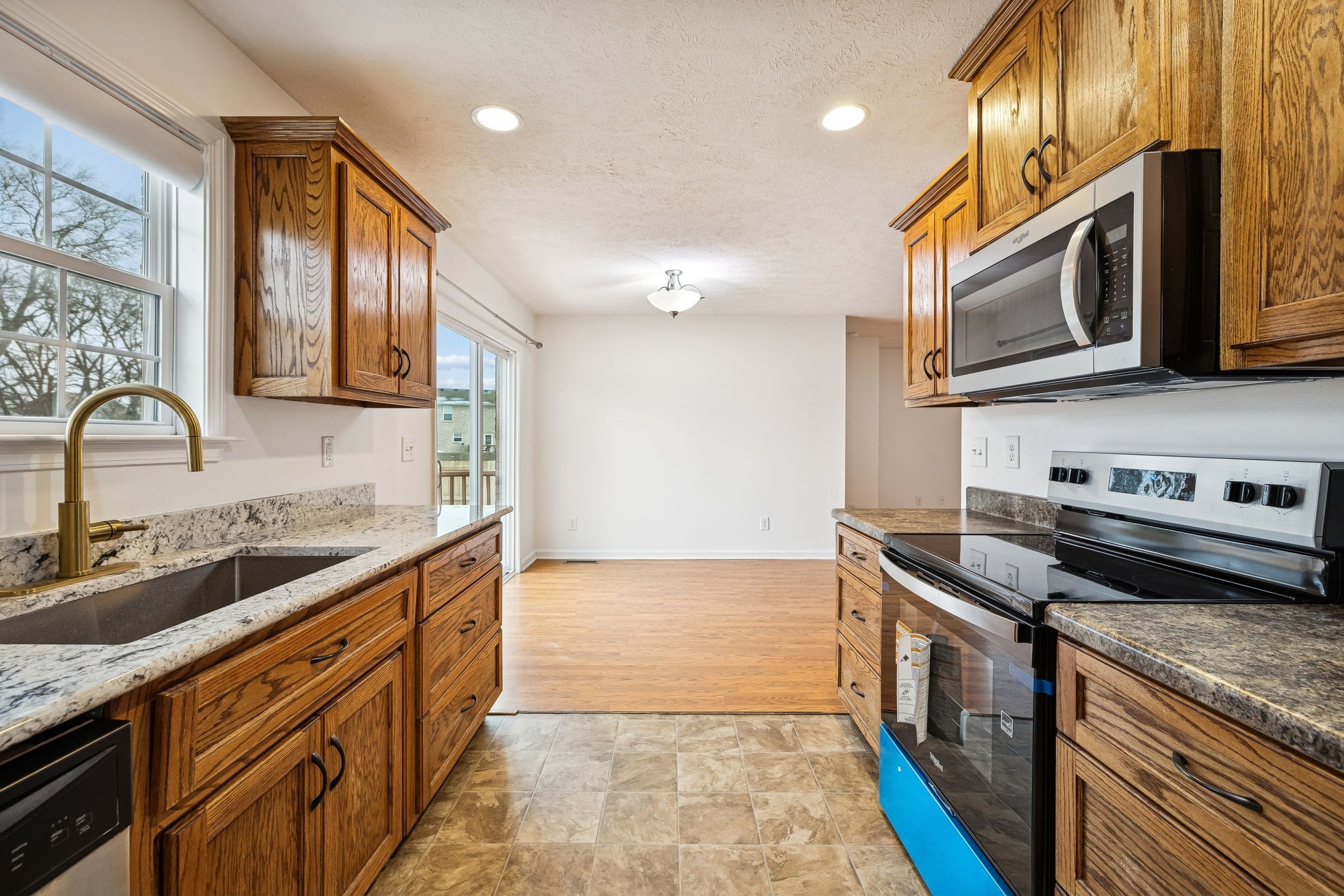 1909 Susan Road Columbia TN 38401