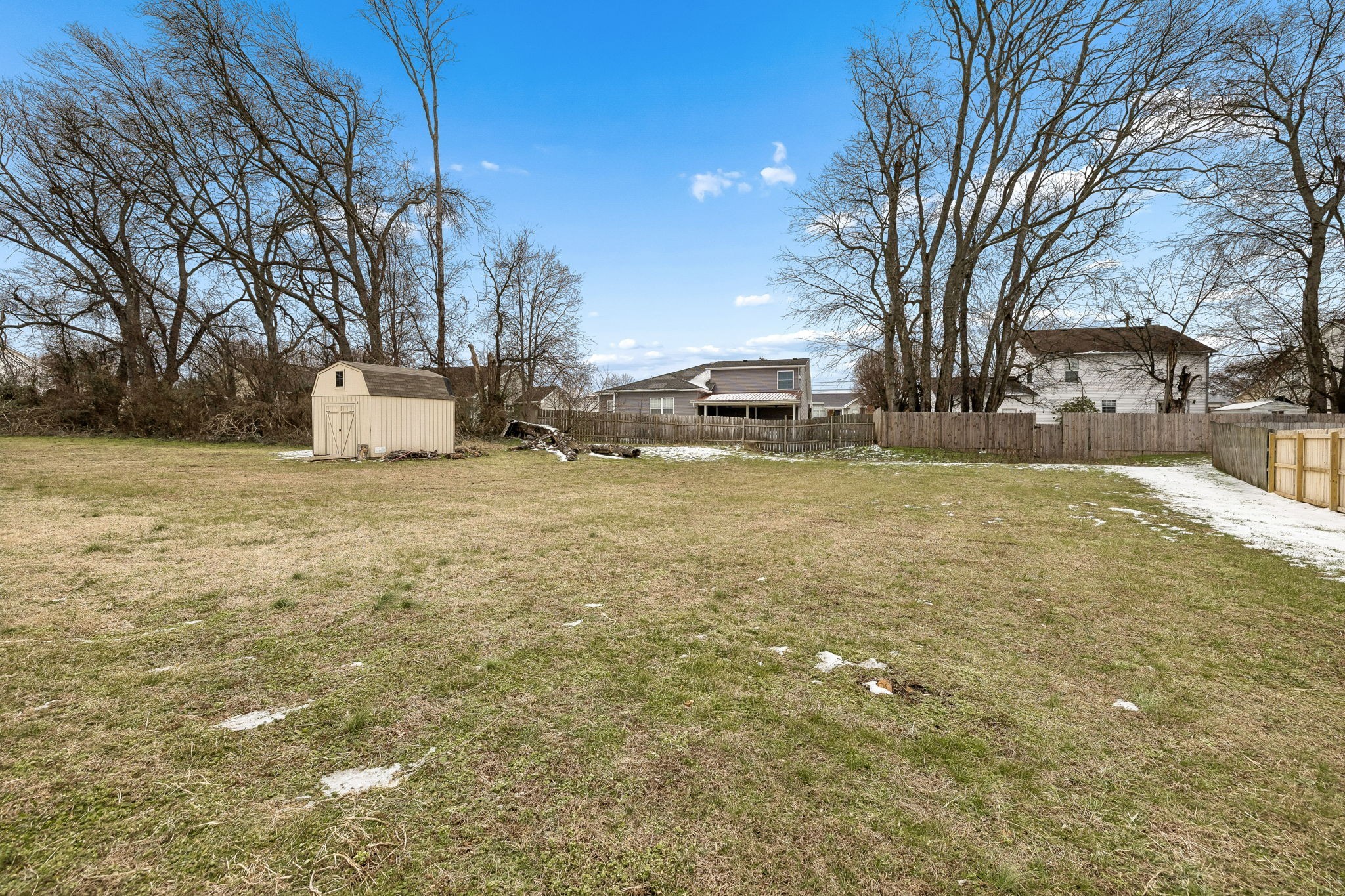 1909 Susan Road Columbia TN 38401