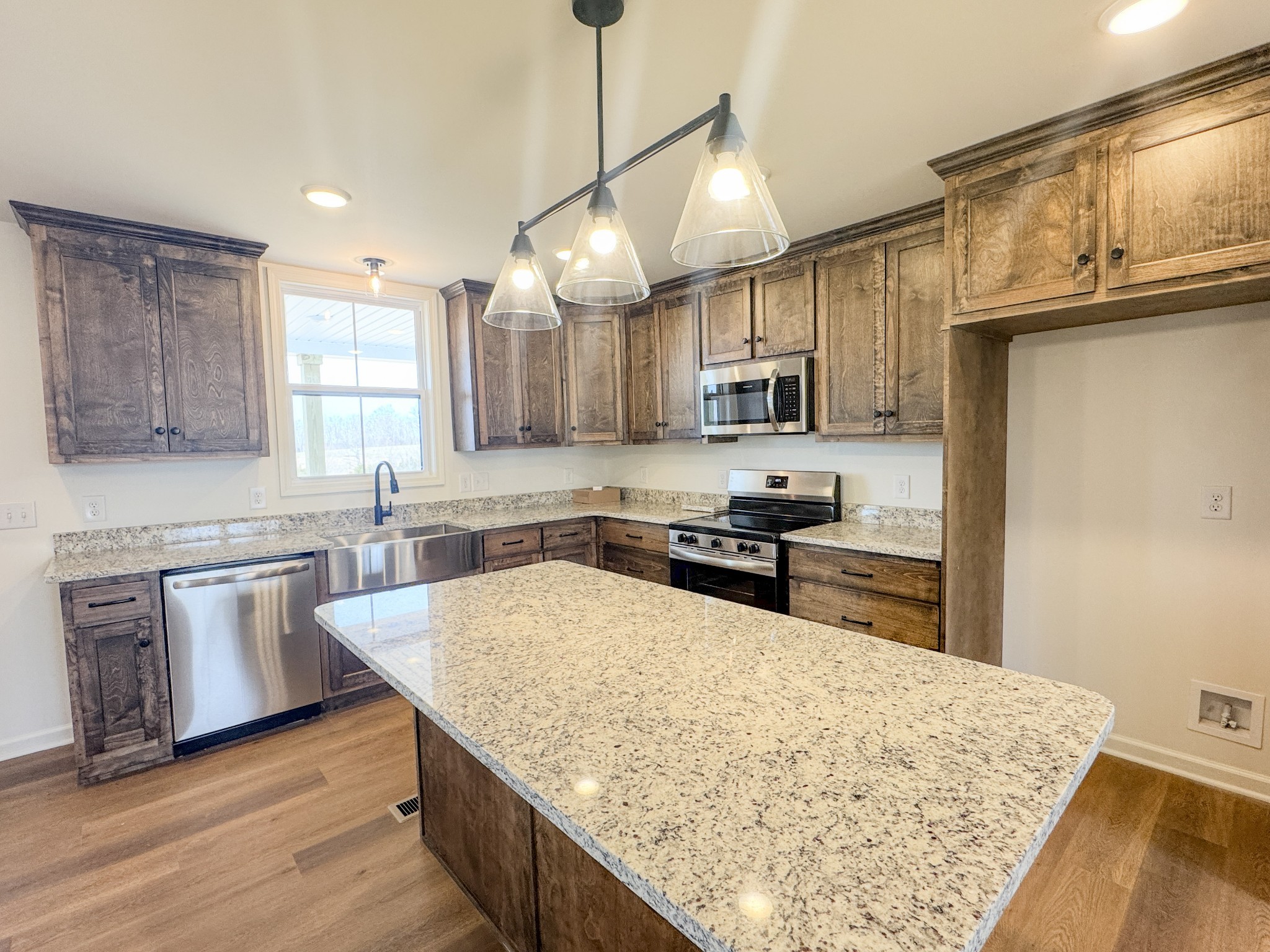 575 Pleasant Hill Road Lafayette TN 37083