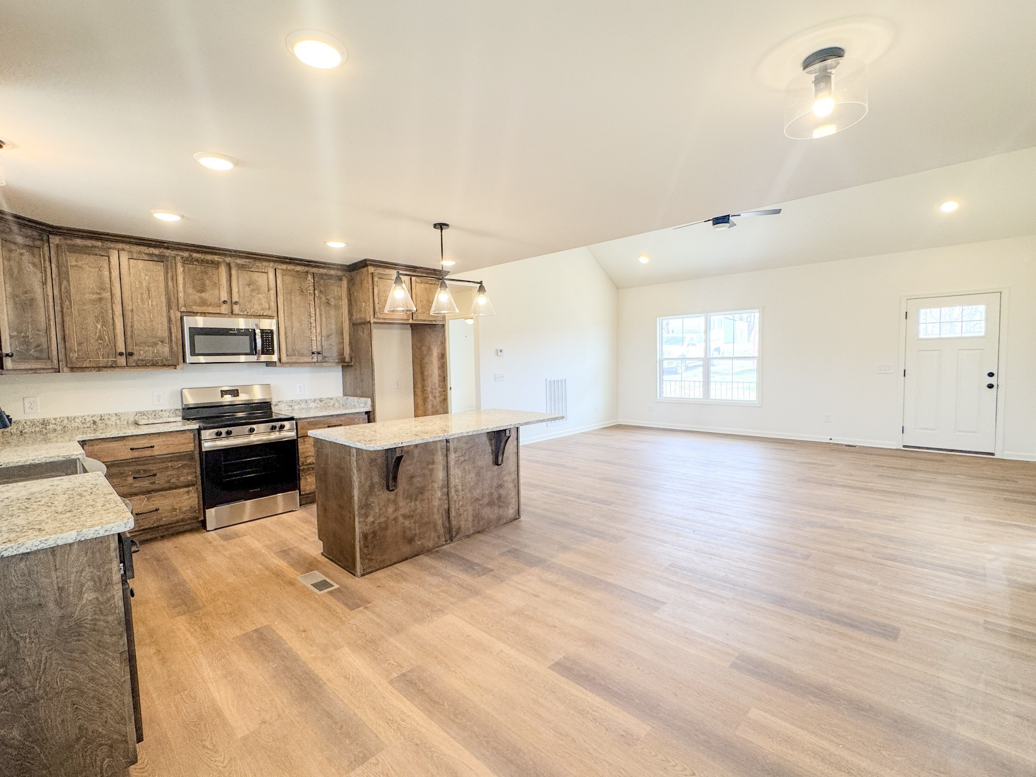 575 Pleasant Hill Road Lafayette TN 37083