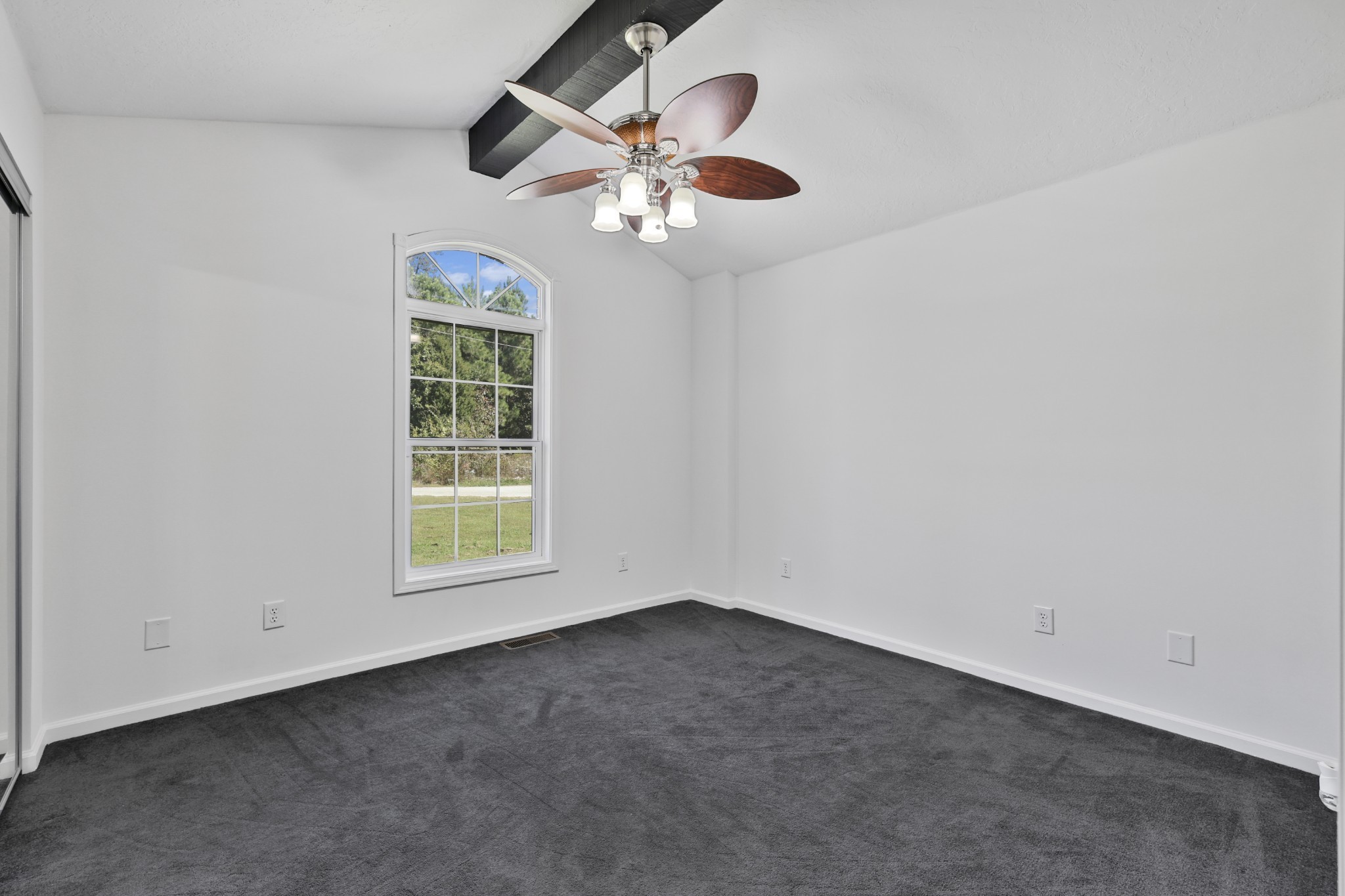 185 Sunset Pass Big Sandy TN 38221