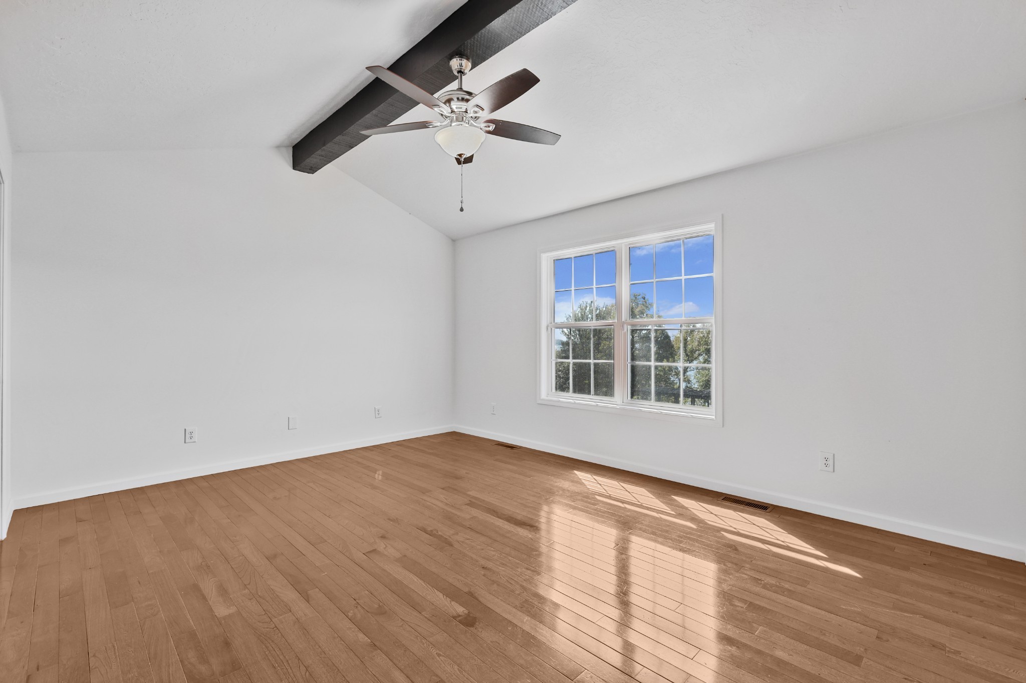185 Sunset Pass Big Sandy TN 38221