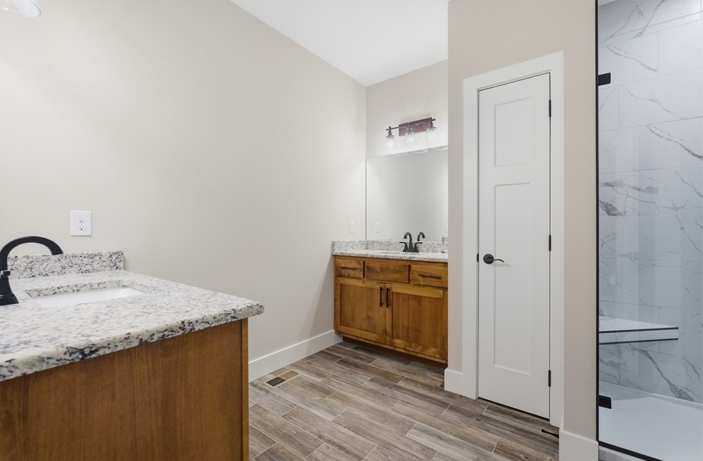 11100 H O Allison Road Baxter TN 38544