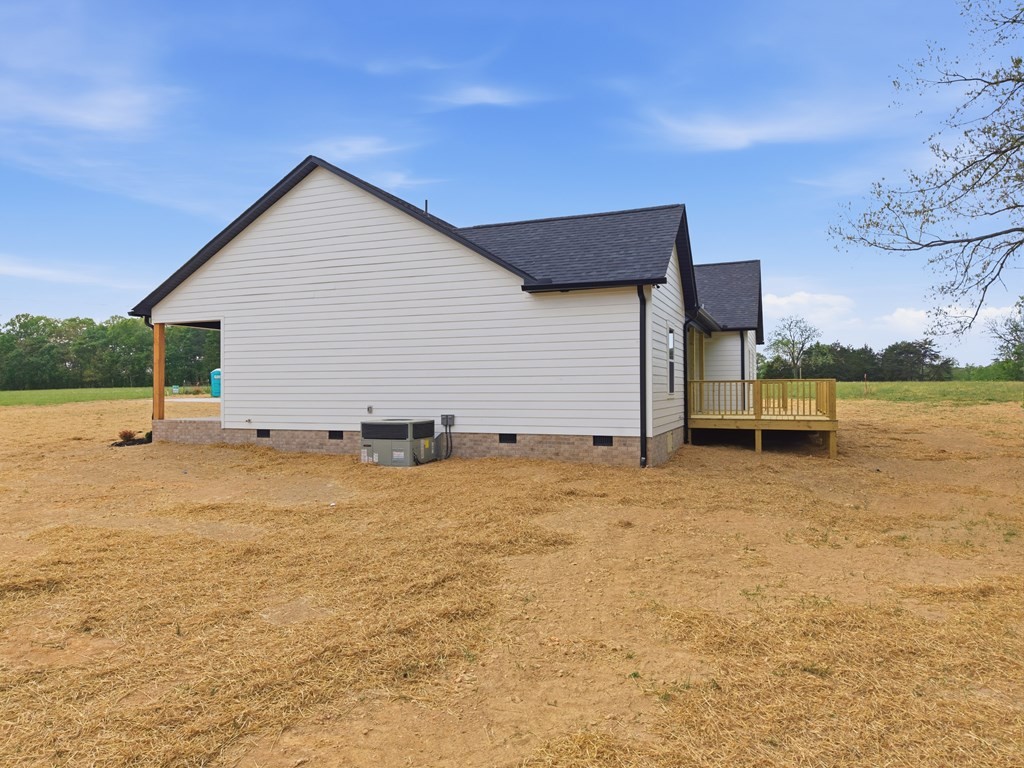 11100 H O Allison Road Baxter TN 38544
