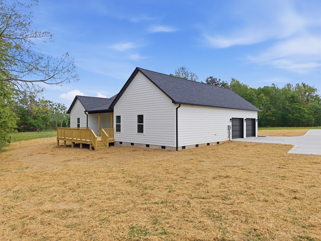 11100 H O Allison Road Baxter TN 38544