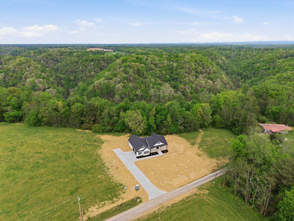 11100 H O Allison Road Baxter TN 38544