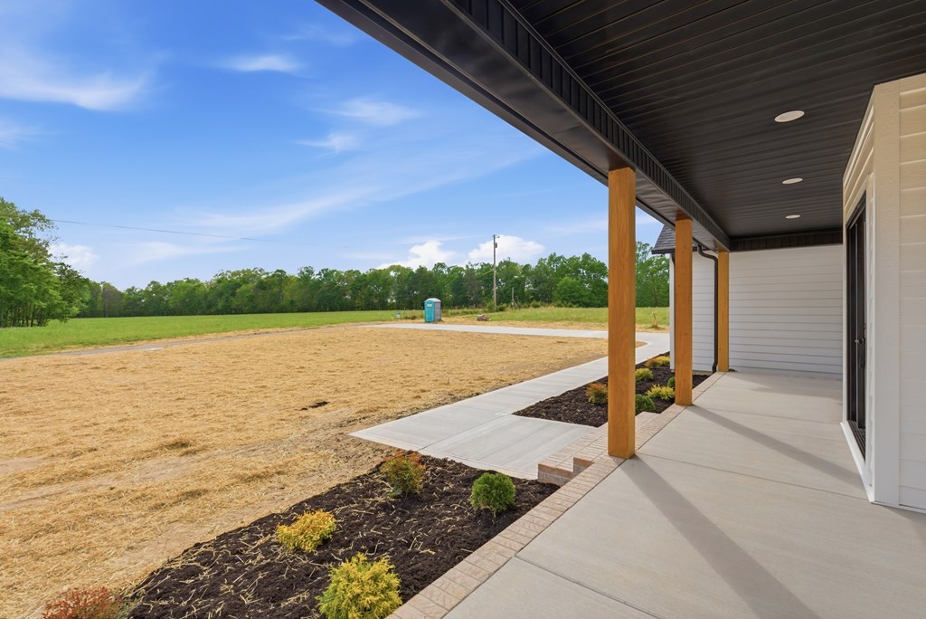 11100 H O Allison Road Baxter TN 38544